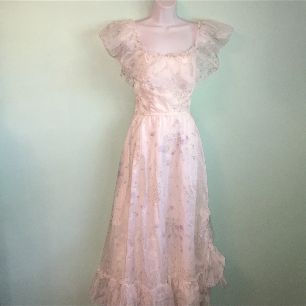 👑Vintage 60’s Cottagecore Dress size Medium